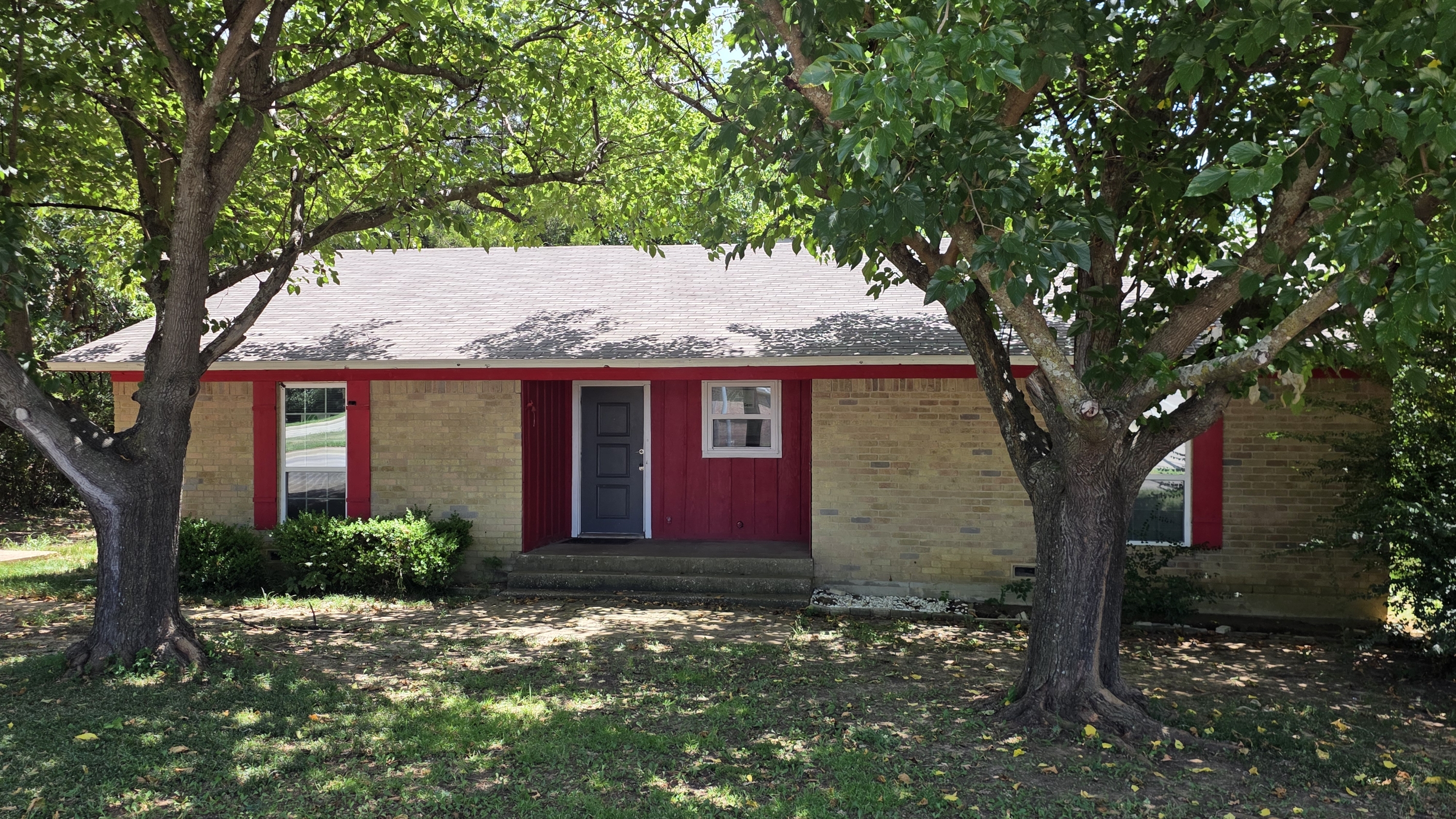 1777 Farm to Market Road 1187