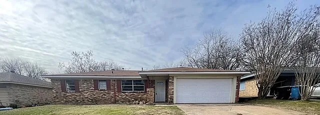 2015 Brenda Avenue